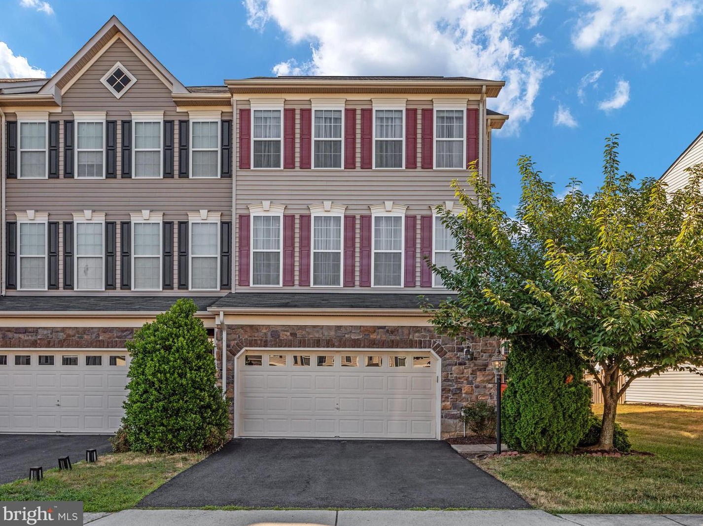 25076 Cypress Mill Terrace, Stone Ridge, VA 20105