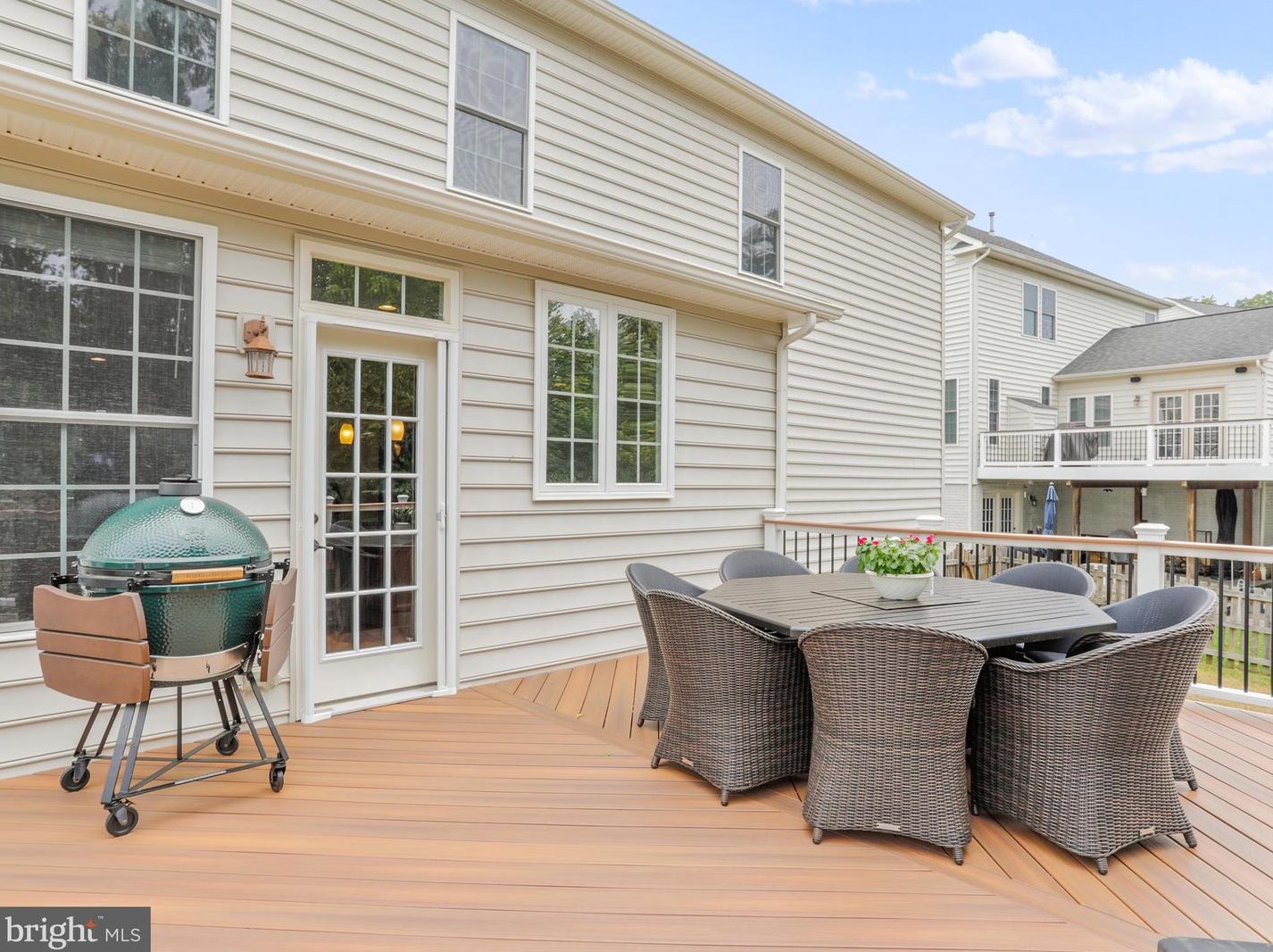 40594 Banshee Dr, Leesburg VA 20175-7514 exterior