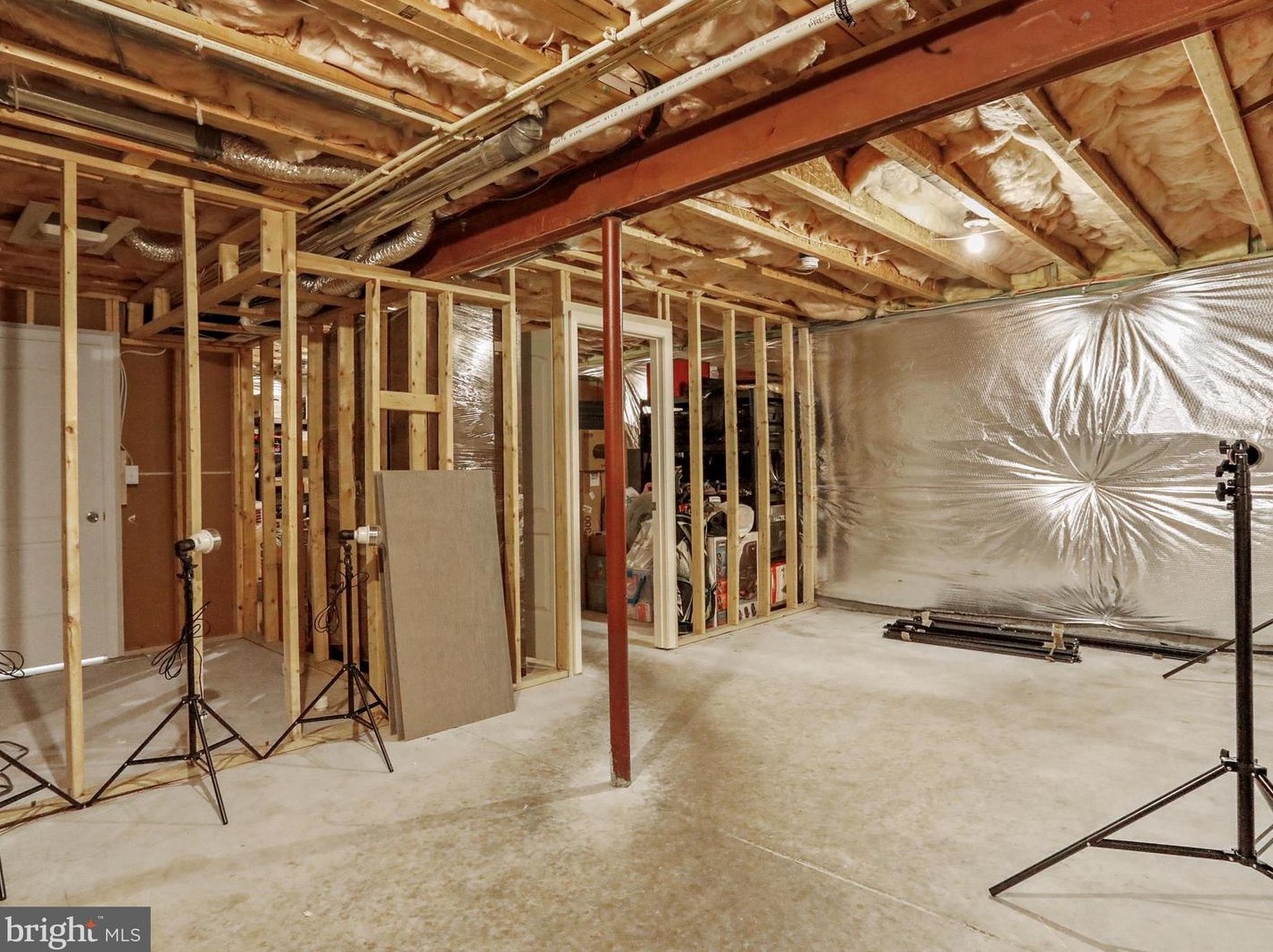 40594 Banshee Dr, Leesburg VA 20175-7514 exterior