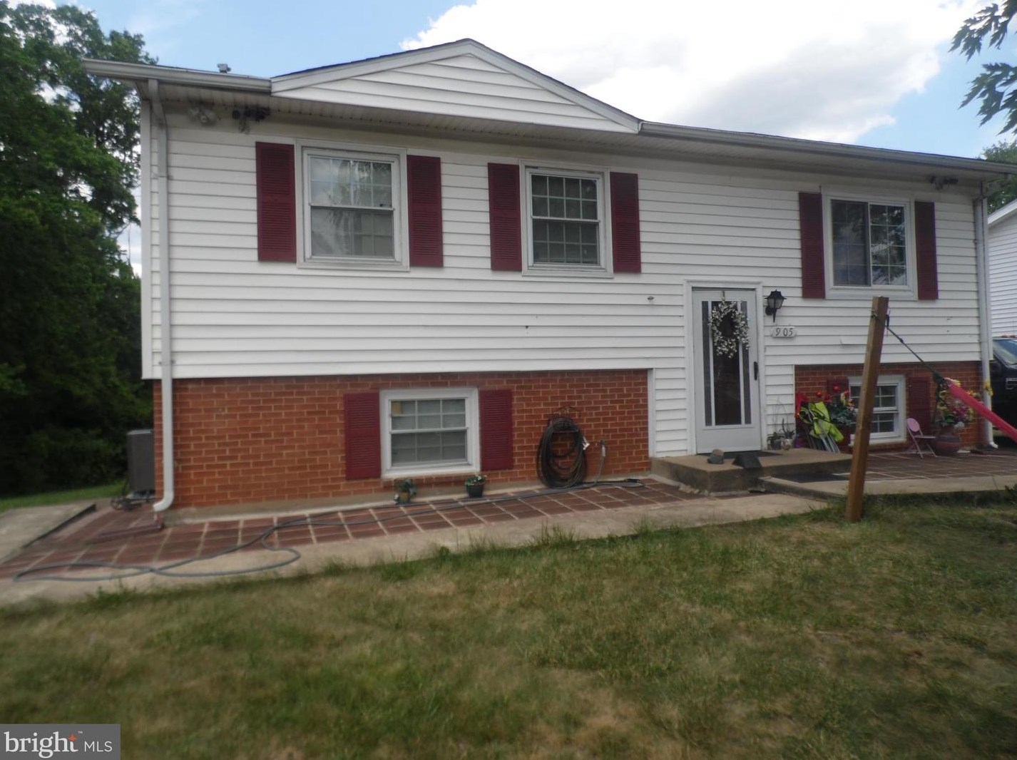 905 S Sterling Blvd, Dulles, VA 20164