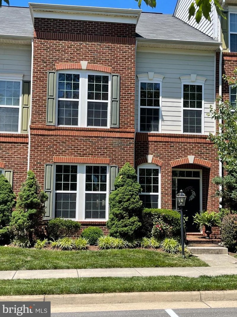 19444 Front St, Leesburg, VA 20176