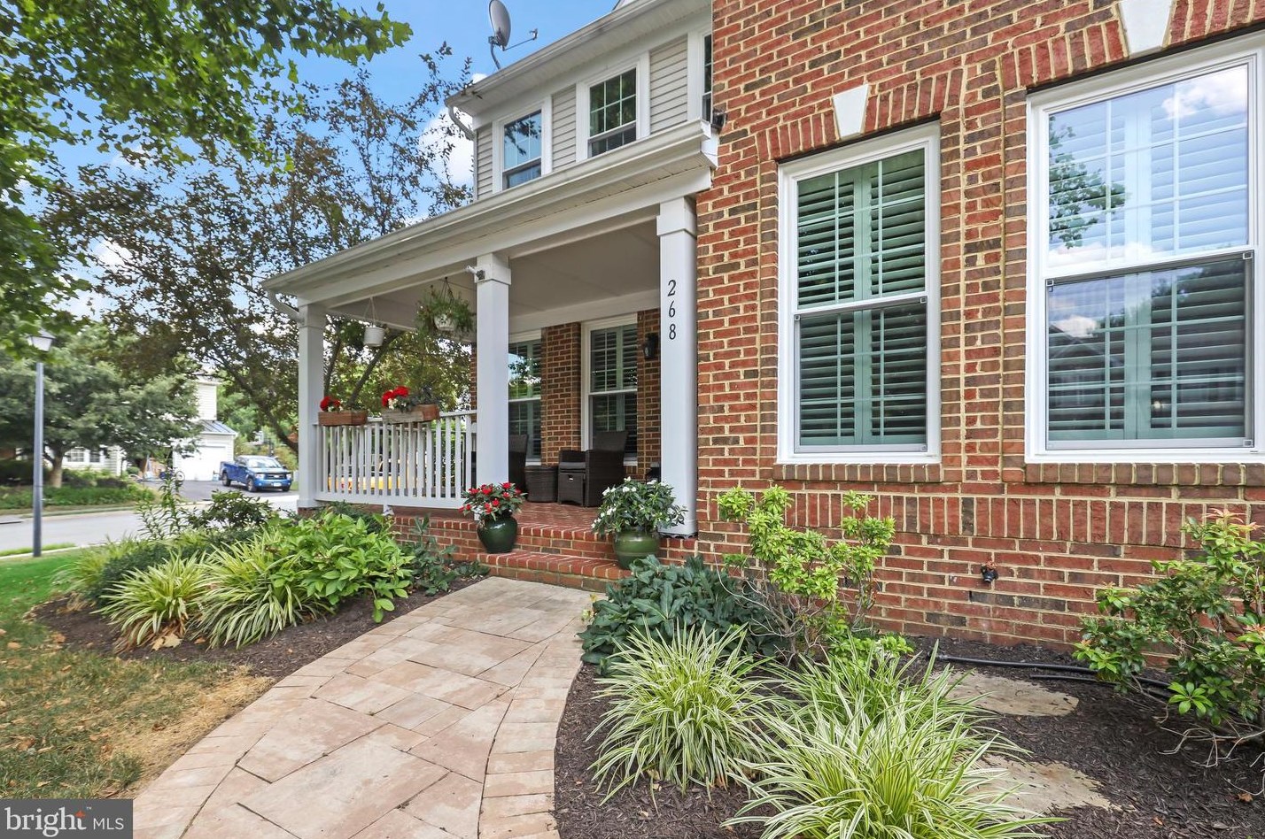 268 E King James St, Purcellville, VA 20132