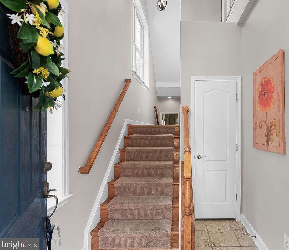19082 Pileated Terrace, Leesburg, VA 20176