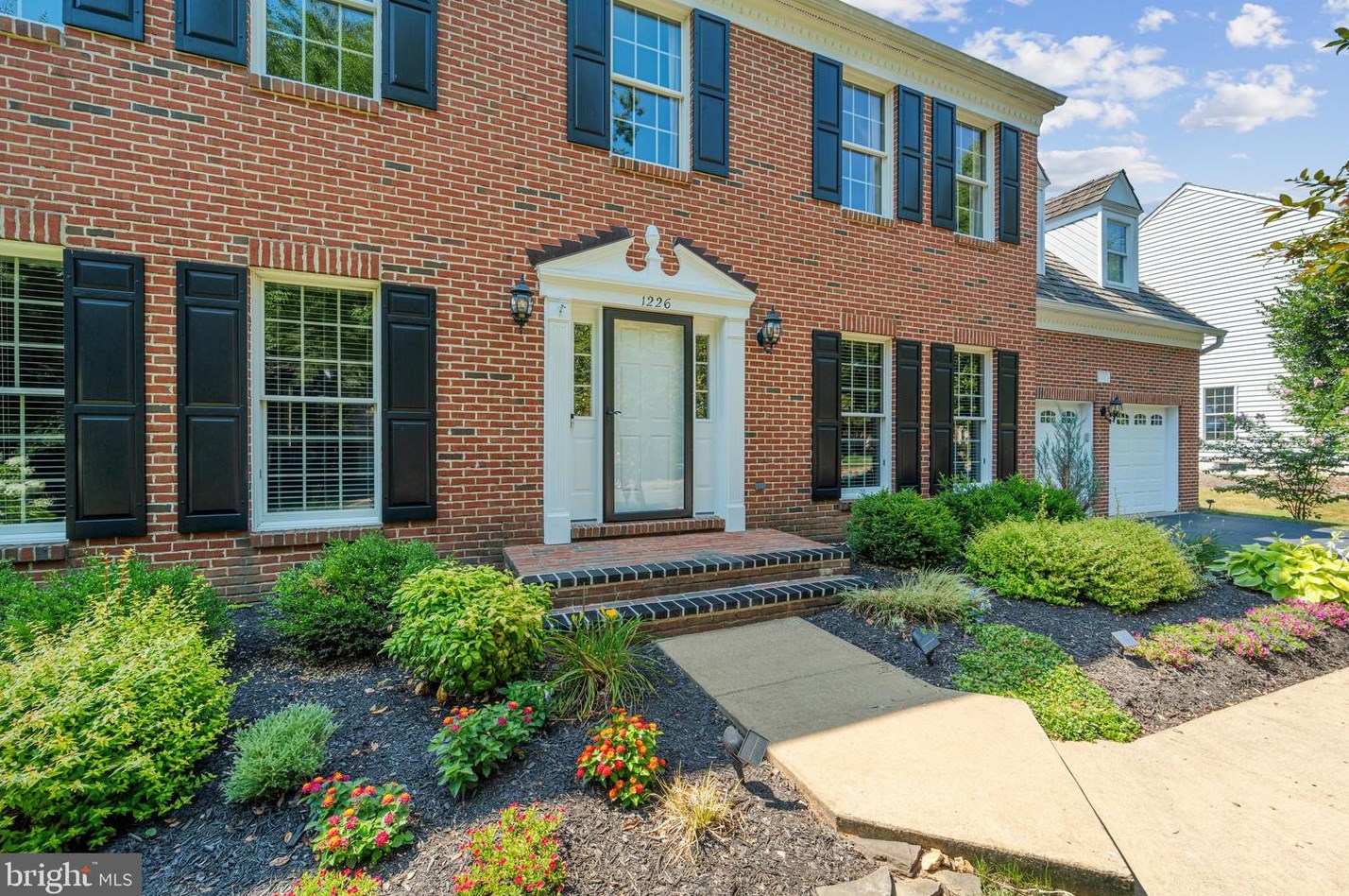 1226 Bradfield Dr Sw, Leesburg, VA 20175