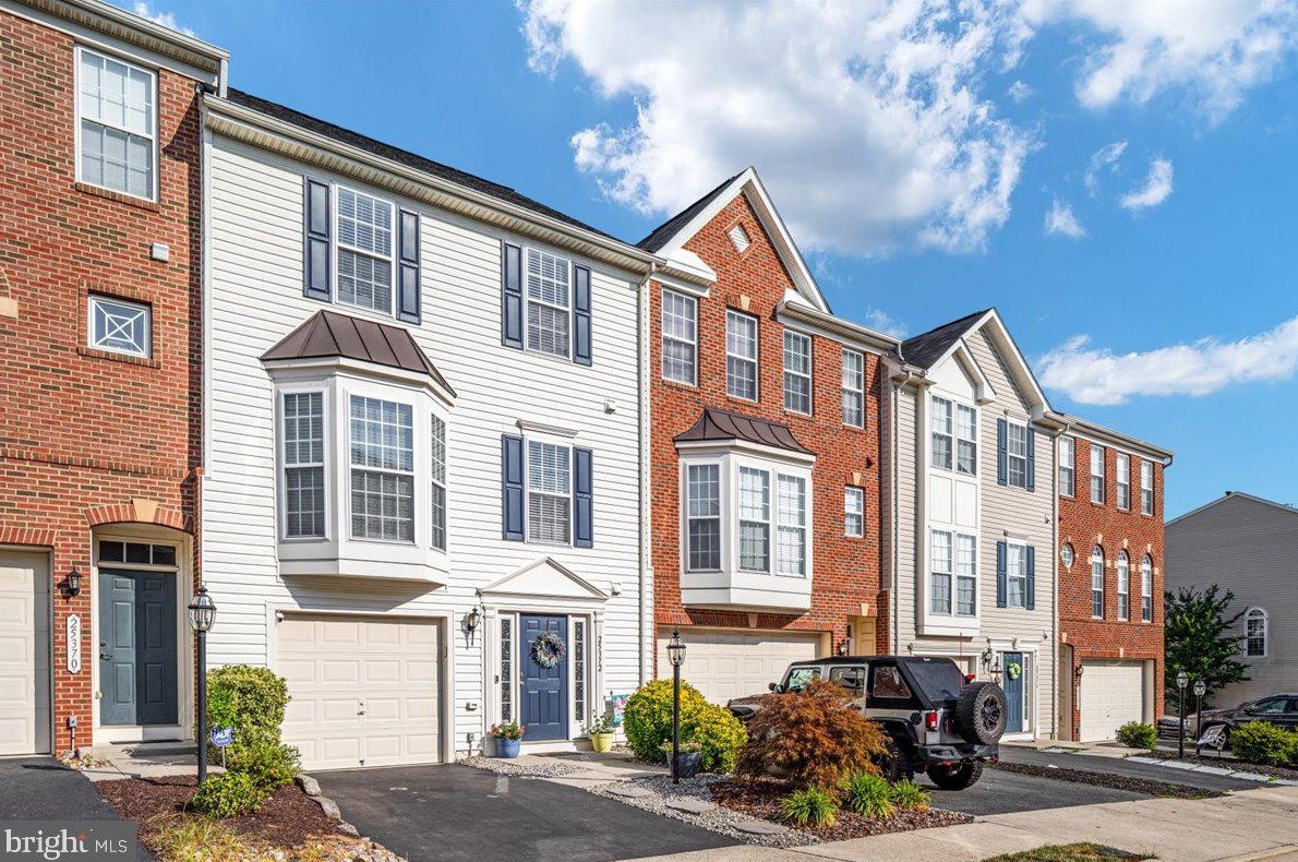 25372 Peaceful Terrace, Stone Ridge, VA 20105