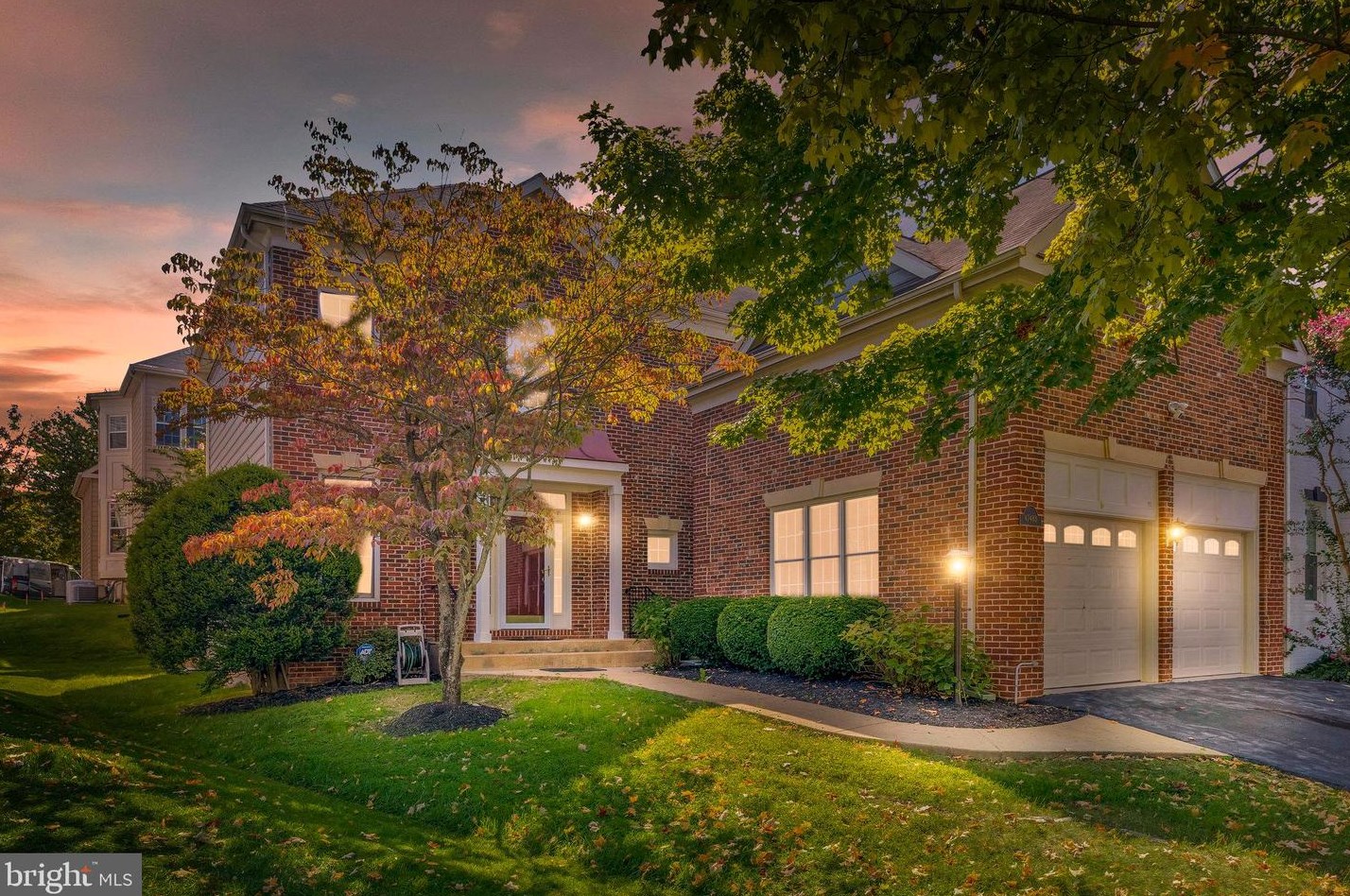 47488 Saulty Dr, Dulles, VA 20165