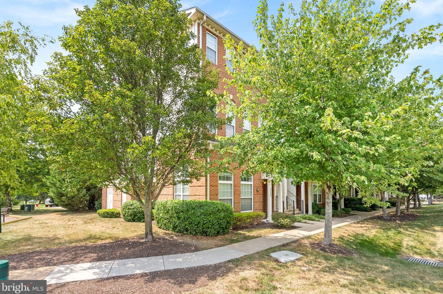 42283 Onyx Terrace, Stone Ridge, VA 20105