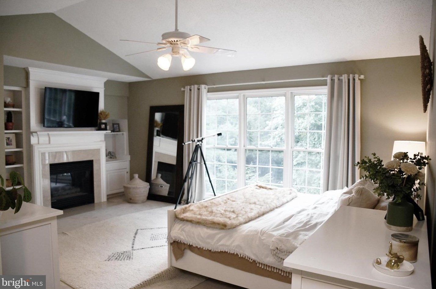 20466 Quarterpath Trace Cir, Dulles VA  20165-7533 exterior