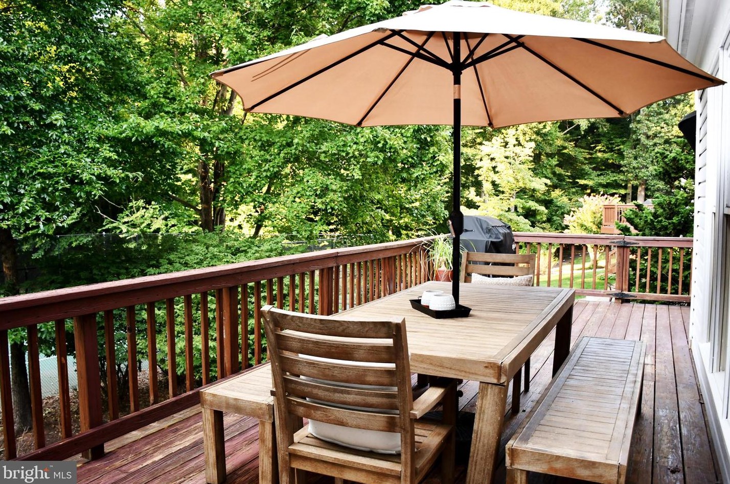 20466 Quarterpath Trace Cir, Dulles VA  20165-7533 exterior