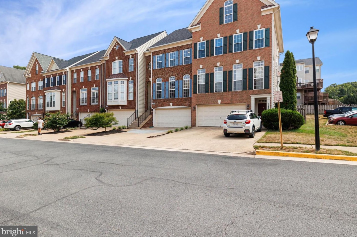 1521 Artillery Terrace Ne, Leesburg, VA 20176