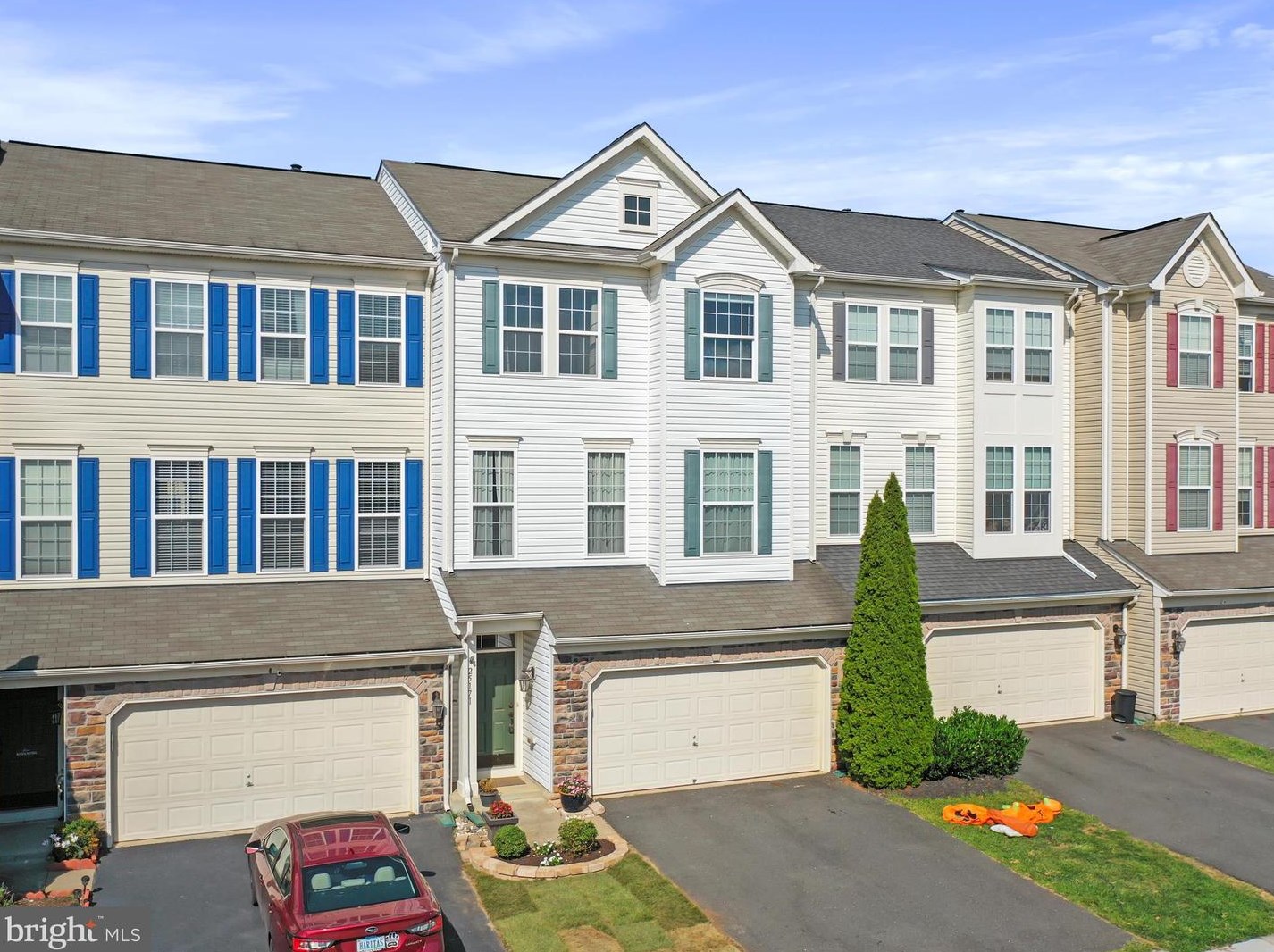 25171 Hummocky Terrace, Stone Ridge, VA 20105