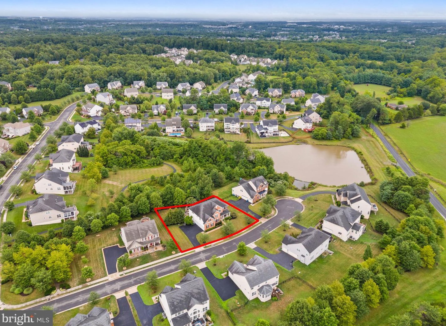 24538 Fishermans Pond Ct, Stone Ridge, VA 20105