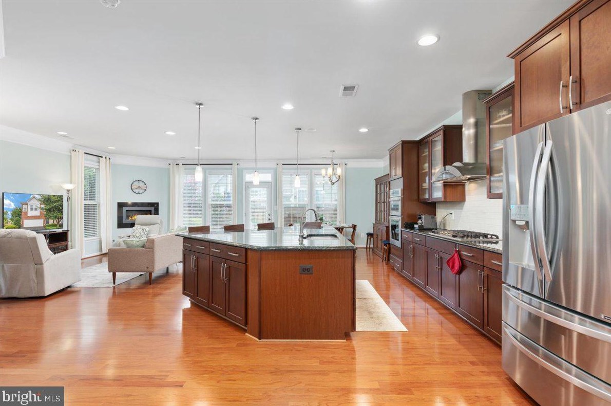 41928 Cushendall Terrace, Stone Ridge, VA 20105