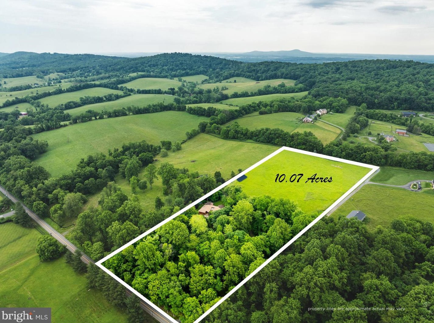 14350 Loyalty Rd, Leesburg, VA 20176