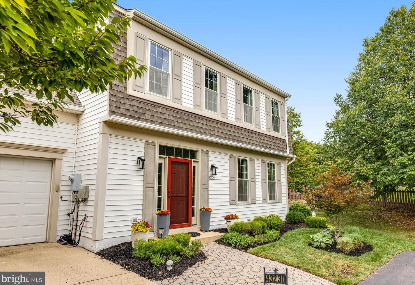 43230 Yorkville Ter, Ashburn, VA 20147-5136