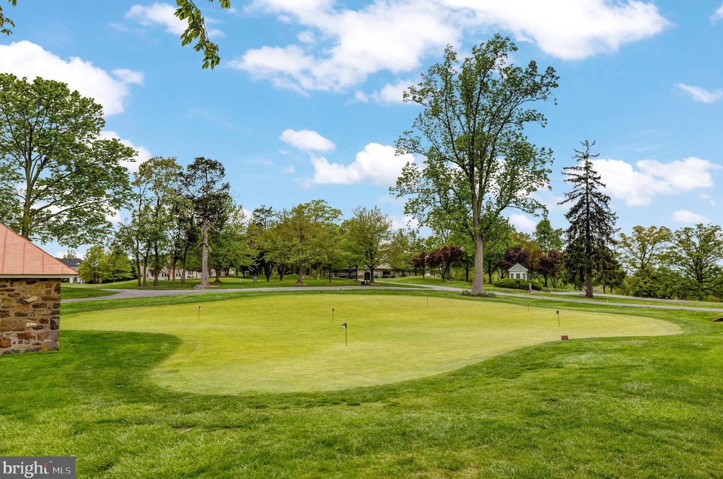 19951 Palmer Classic Pkwy, Ashburn VA  20147-5202 exterior