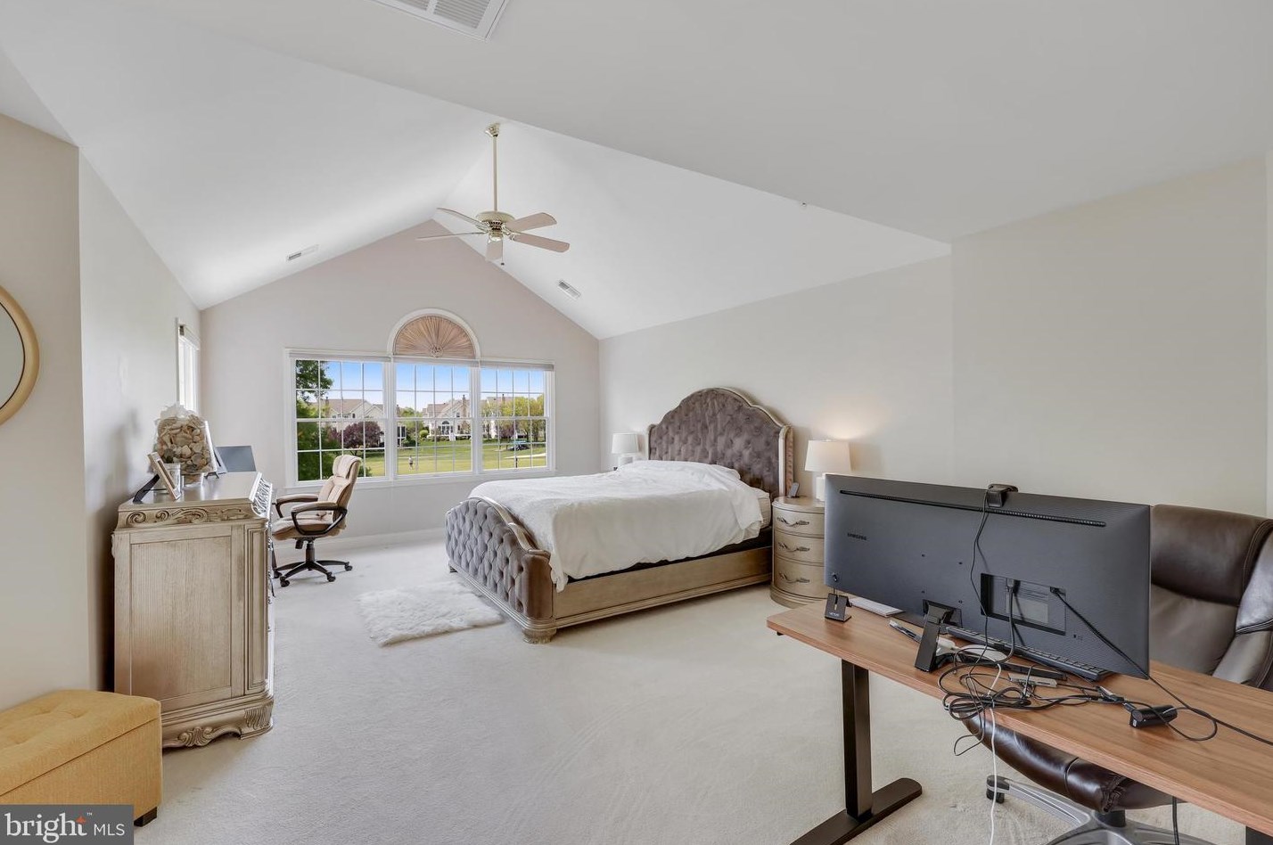 19951 Palmer Classic Pkwy, Ashburn VA  20147-5202 exterior