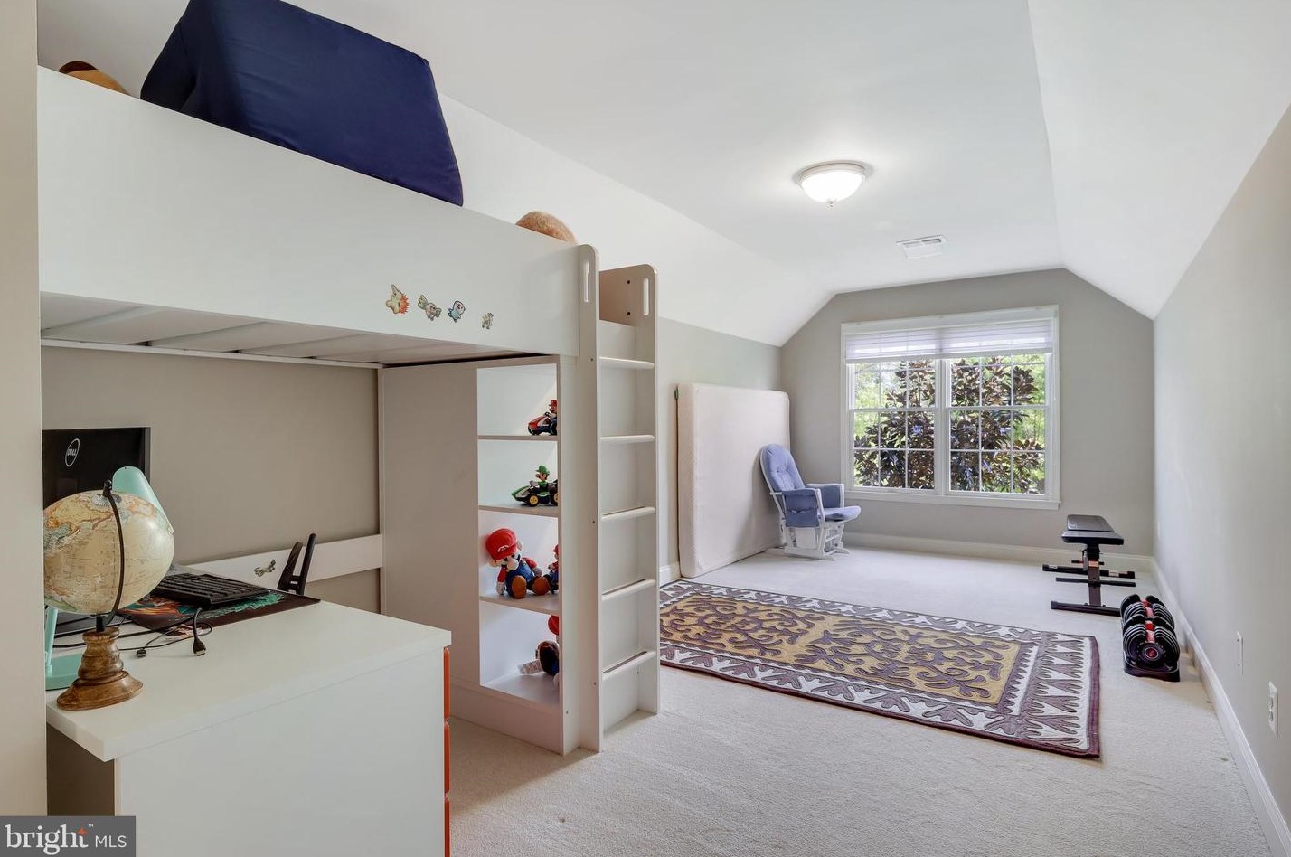 19951 Palmer Classic Pkwy, Ashburn VA  20147-5202 exterior