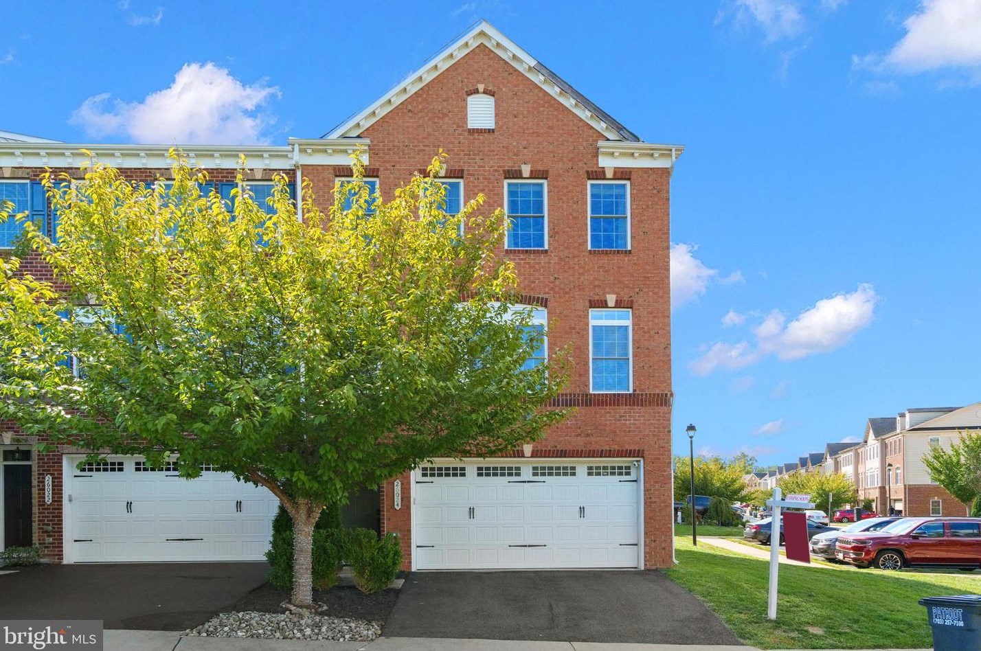 26024 Huntwick Glen Square, Stone Ridge, VA 20105