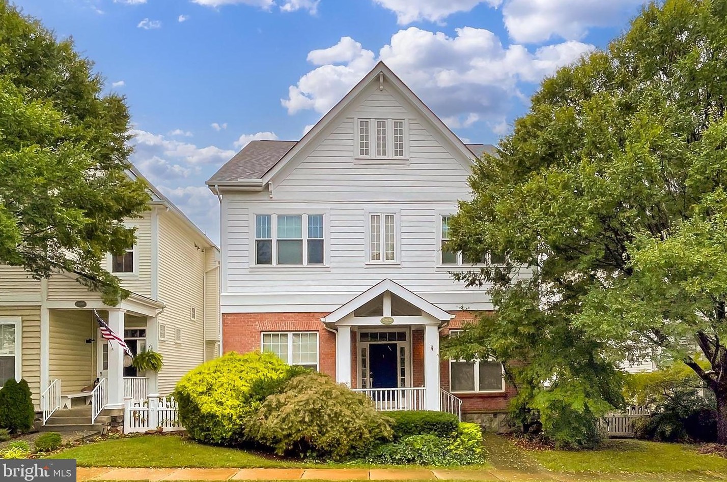 17592 Marbury Street, Round Hill, VA 20141