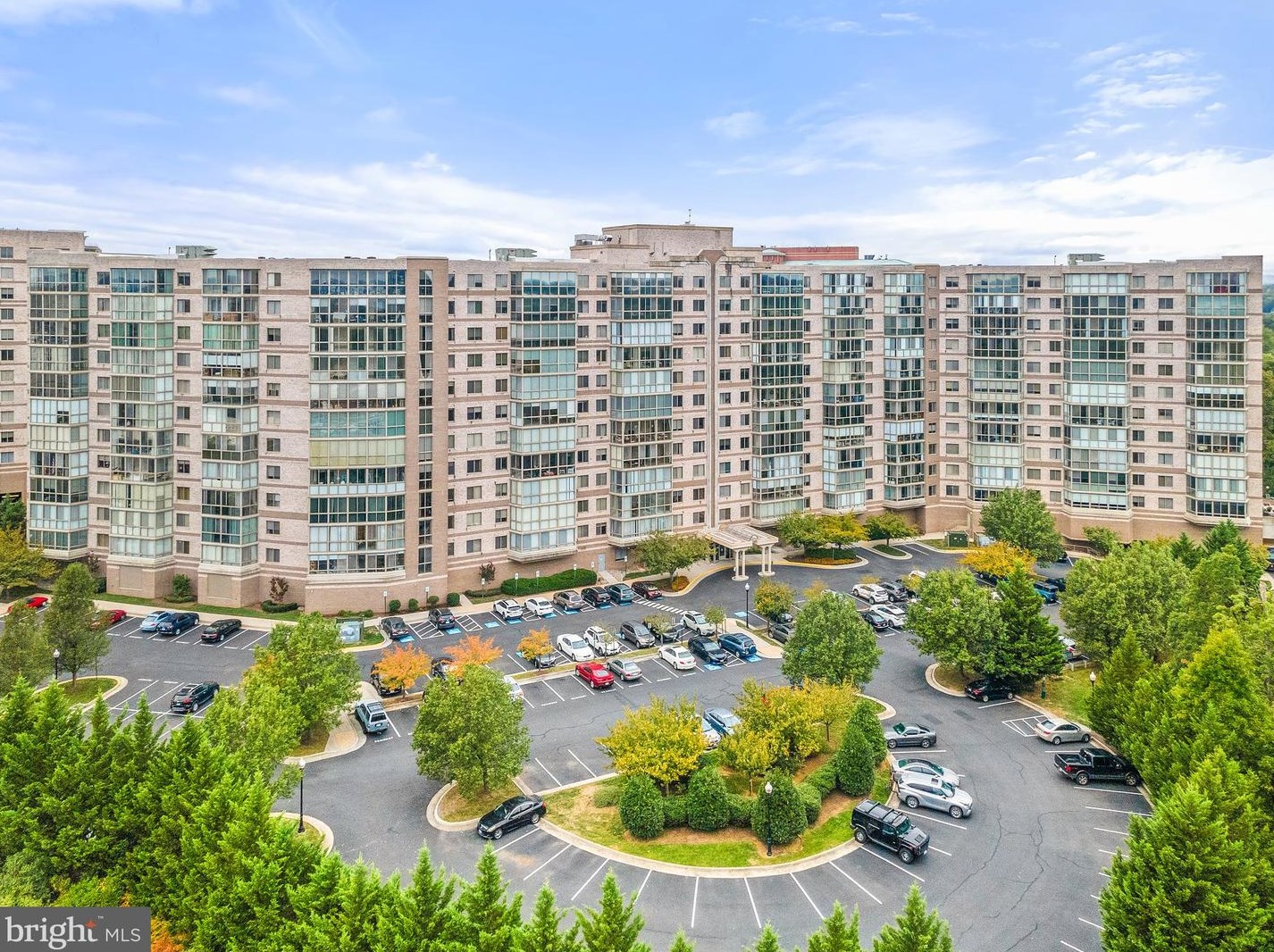 19355 Cypress Ridge Terrace #121, Leesburg, VA 20176