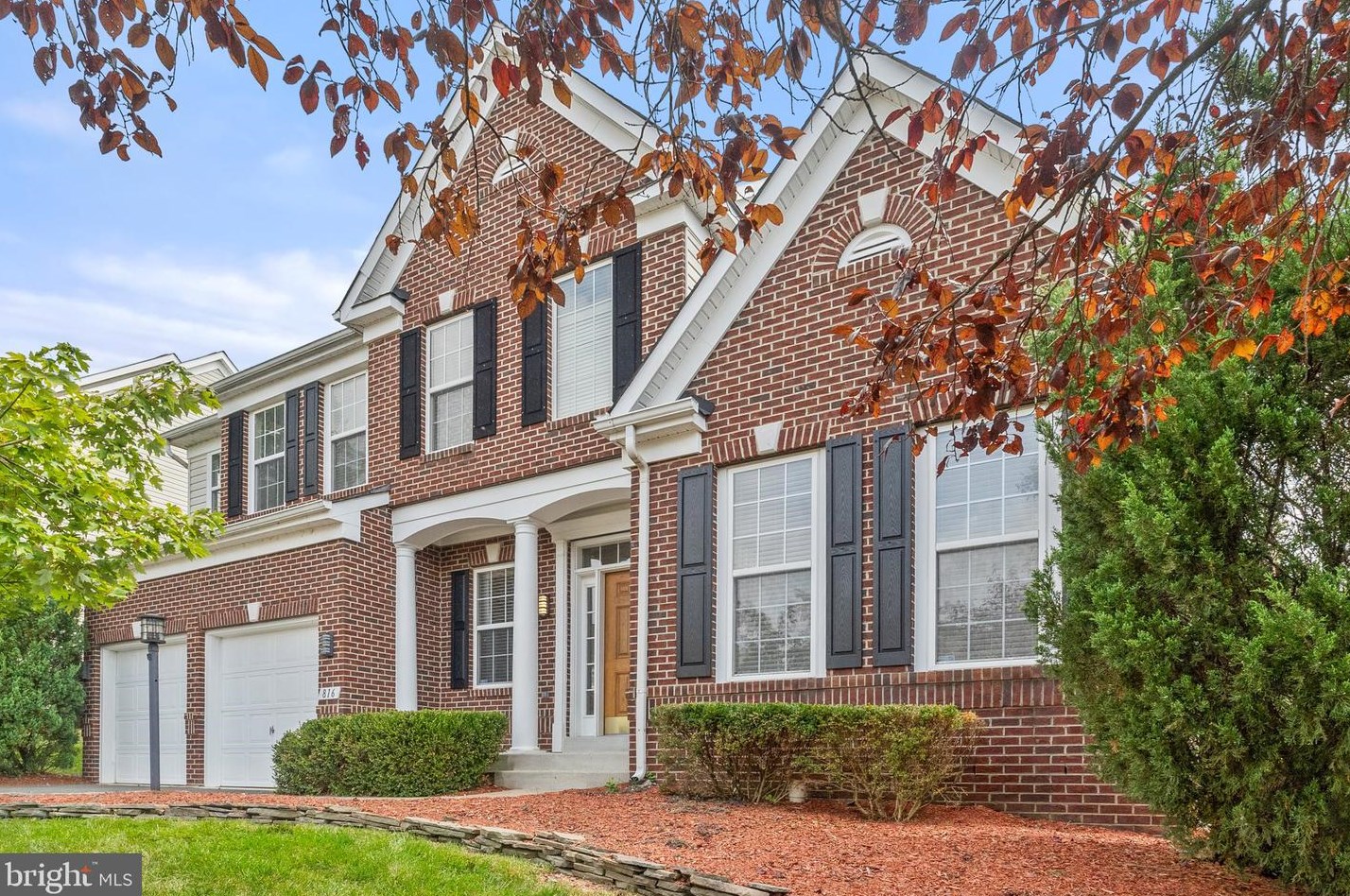 816 Larch Valley Ct Ne, Leesburg, VA 20176