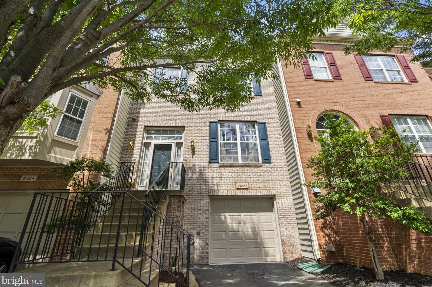45828 Edwards Terrace, Sterling, VA 20166