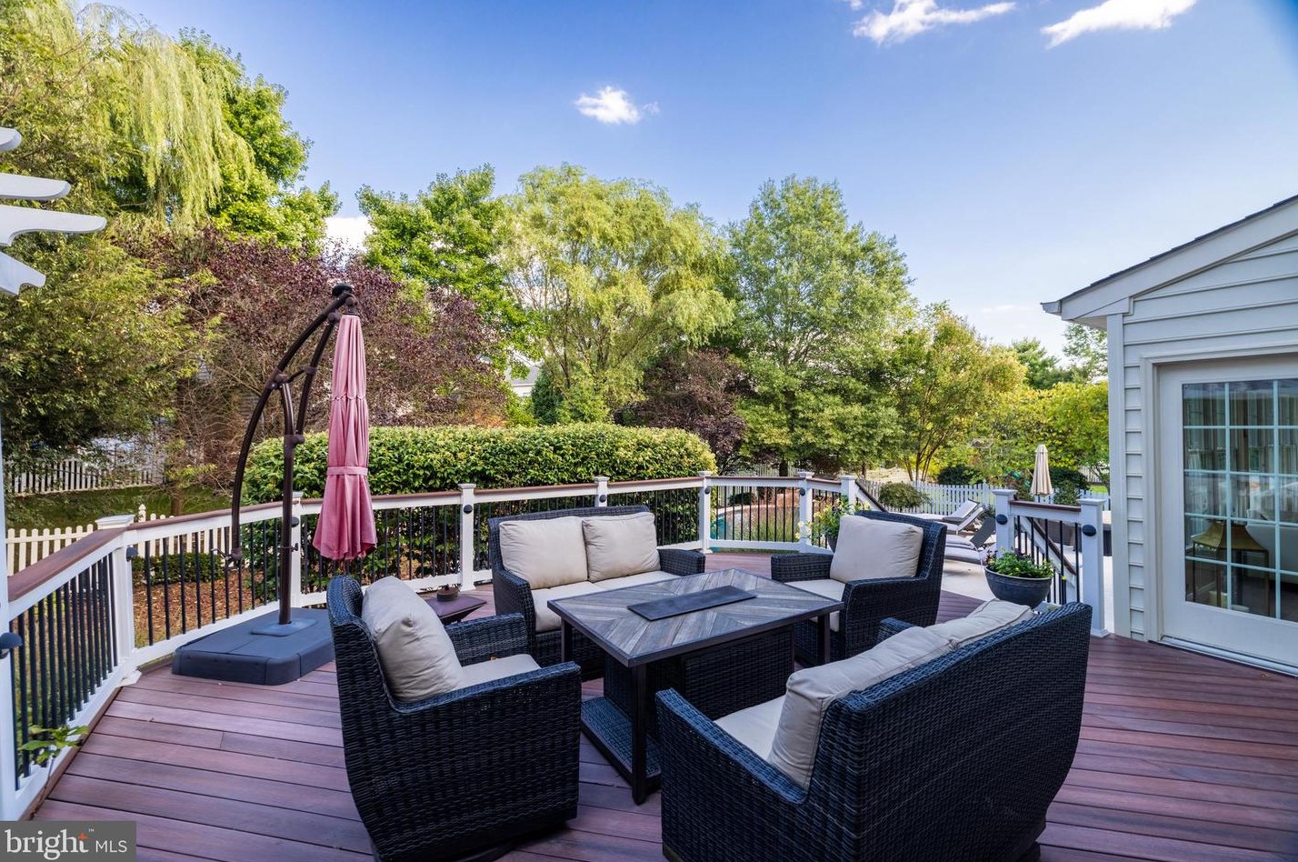 20234 Kentucky Oaks Ct, Ashburn VA 20147-3167 exterior