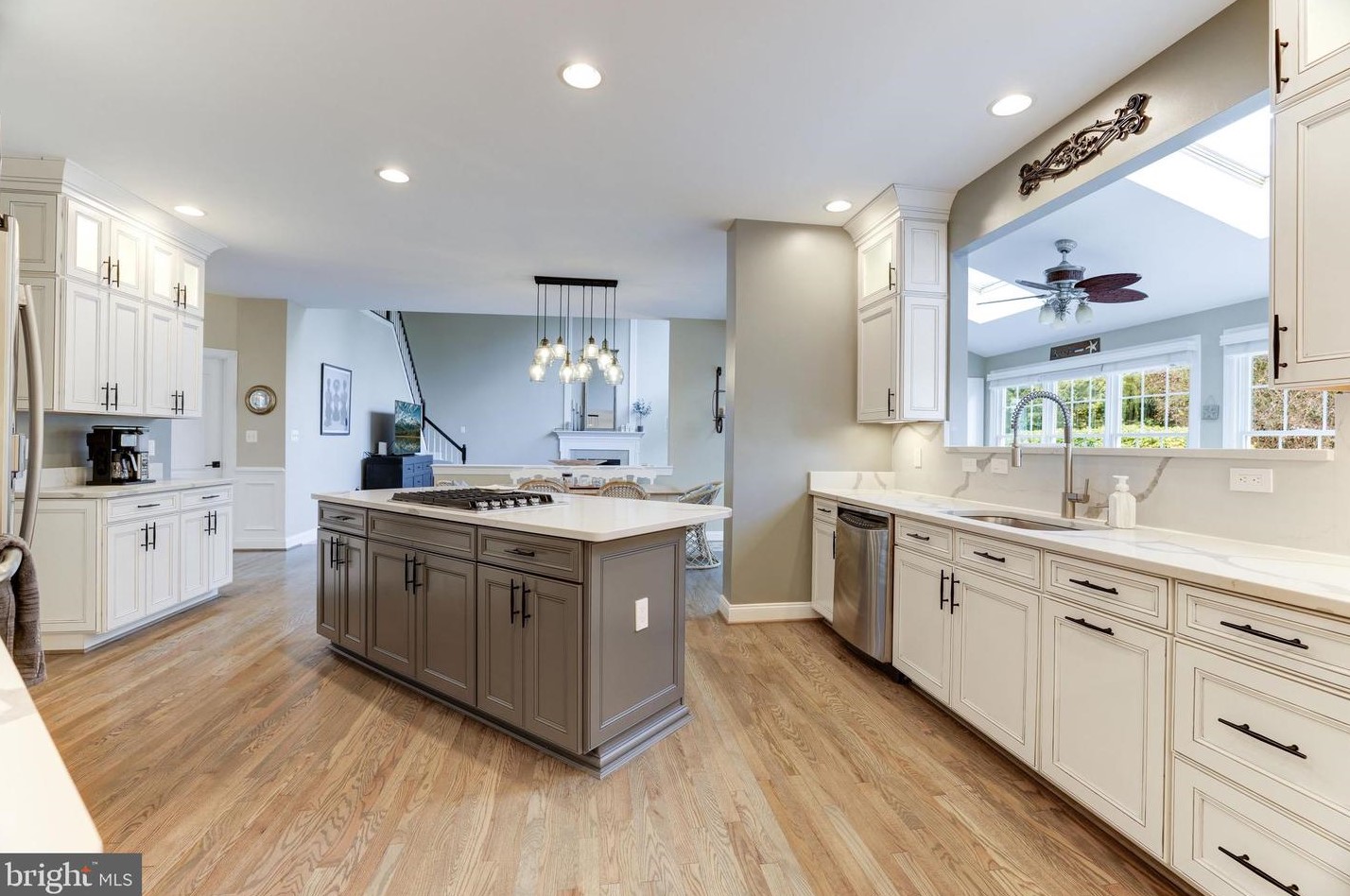 20234 Kentucky Oaks Ct, Ashburn VA 20147-3167 exterior