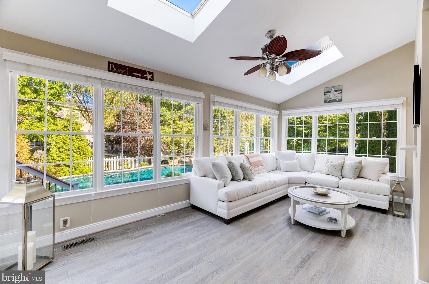 20234 Kentucky Oaks Ct, Ashburn VA 20147-3167 exterior