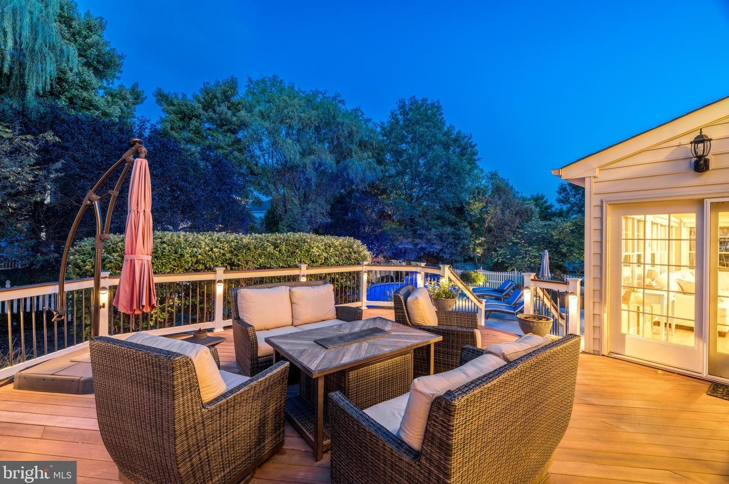 20234 Kentucky Oaks Ct, Ashburn VA 20147-3167 exterior