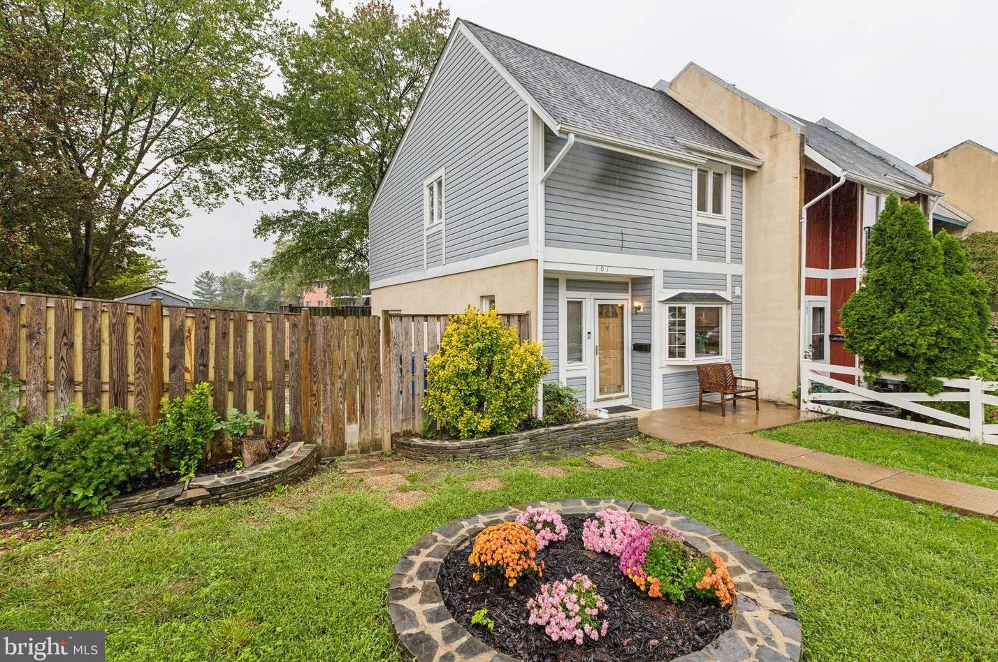 101 Meadows Ln Ne, Leesburg, VA 20176