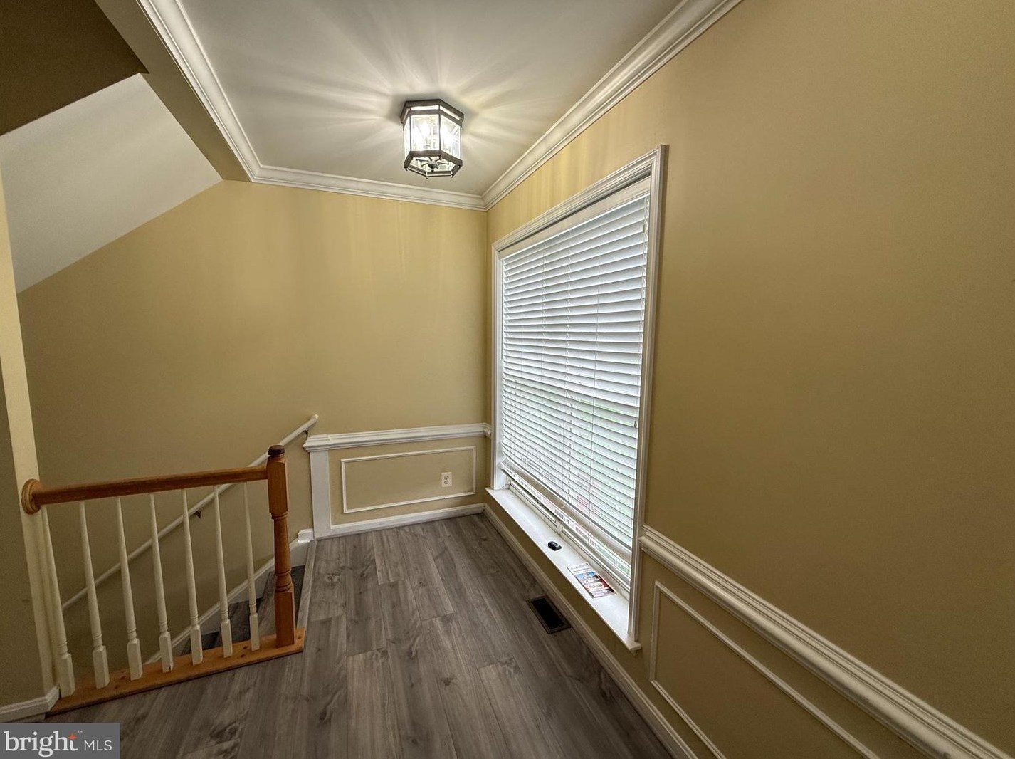 22675 Simonet Blanc Ter, Ashburn, VA 20148-3158