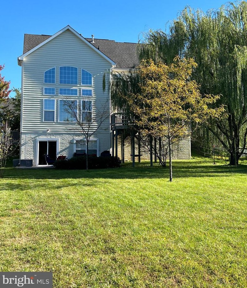 745 Vermillion Dr Ne, Leesburg, VA 20176