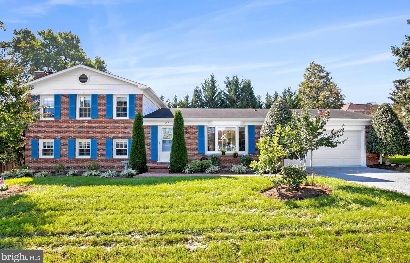 307 Ayrlee Ave Nw, Leesburg, VA 20176