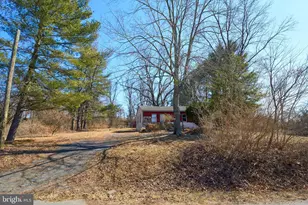 20520 Gleedsville Rd, Leesburg, VA 20175 - Photo 2