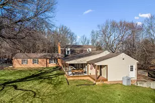 42024 Brightwood Ln, Leesburg, VA 20176 - Photo 4