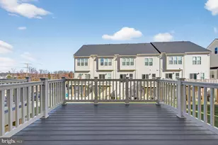 22892 Tawny Pne Sq, Ashburn, VA 20148 - Photo 8