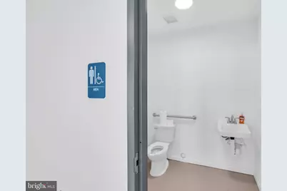 412 Madison Trade Plaza SE, Leesburg, VA 20175 - Photo 22