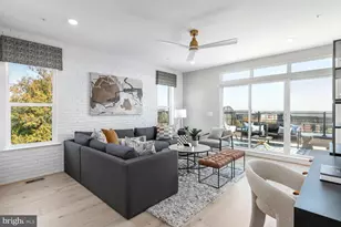 22832 Tawny Pne Sq, Brambleton, VA 20148 - Photo 10