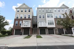 43368 Town Gate Square, Chantilly, VA 20152 - Photo 1