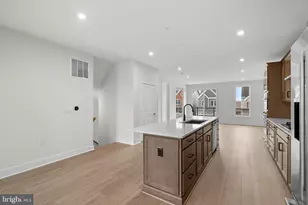 44486 Lowestoft Sq, Ashburn, VA 20147 - Photo 8