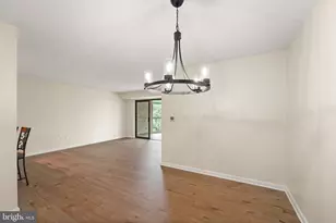 19385 Cypress Ridge Terrace, Leesburg, VA 20176 - Photo 10