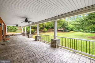 45545 Lakeside Dr, Sterling, VA 20165 - Photo 10