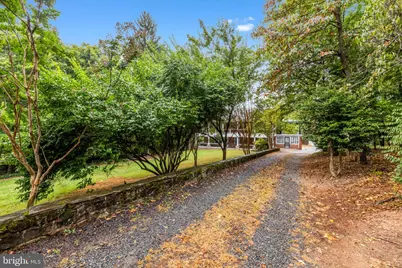 45545 Lakeside Drive, Sterling, VA 20165 - Photo 4