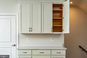 43011 Debonair Ter, Ashburn, VA 20148 - Photo 8