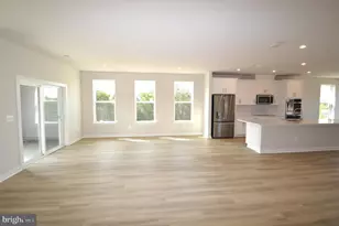 43795 Middleway Ter, Ashburn, VA 20147 - Photo 10