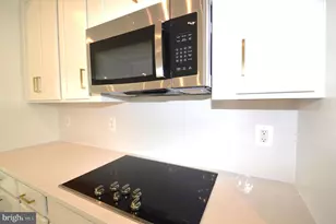 43795 Middleway Ter, Ashburn, VA 20147 - Photo 20