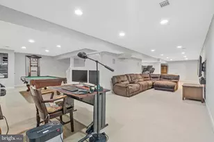 116 Lake Dr, Sterling, VA 20164 - Photo 44