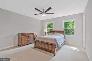 116 Lake Dr, Sterling, VA 20164 - Photo 40